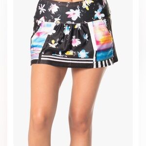 Lucky in Love Tropical Sublime Skirt. Size: XS (US 0-2)
Style: CB252-W22001-XS